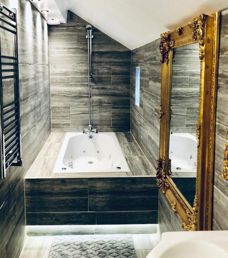 בלקפול Luxury Apartment מראה חיצוני תמונה
