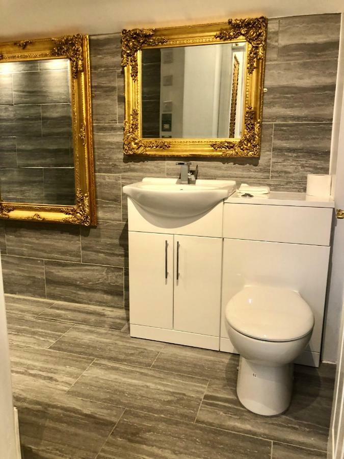 בלקפול Luxury Apartment מראה חיצוני תמונה